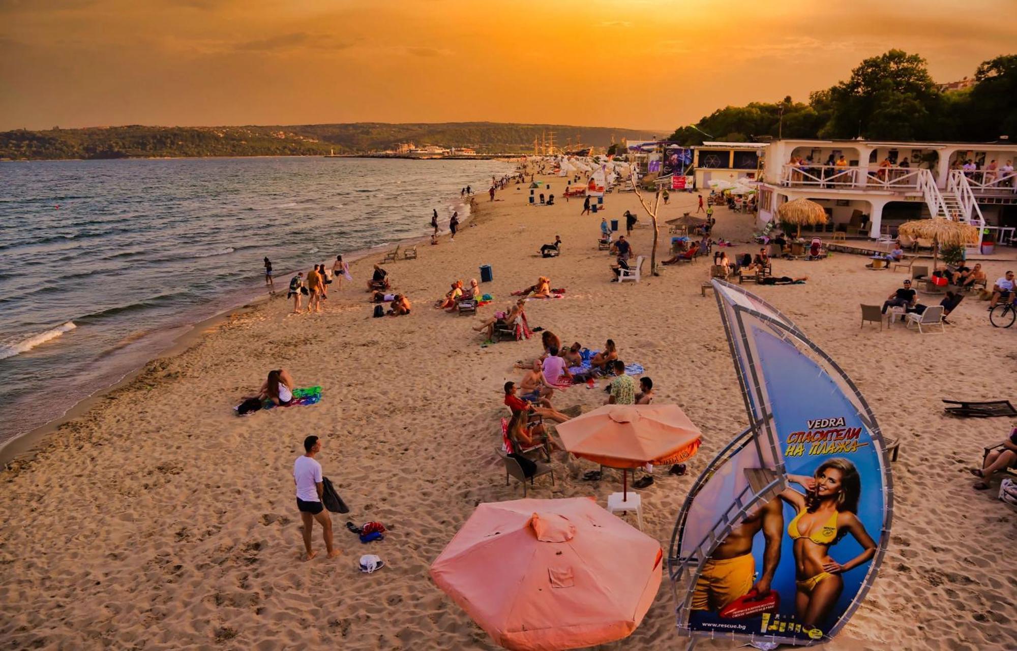 Sea Garden Marina 2 Apartment Varna Bagian luar foto