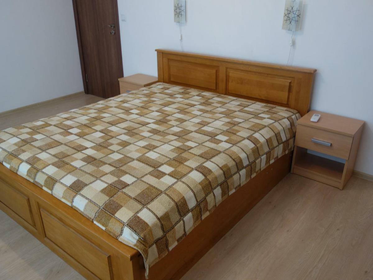 Sea Garden Marina 2 Apartment Varna Bagian luar foto