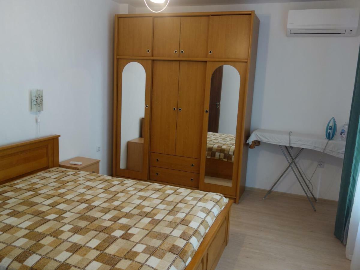 Sea Garden Marina 2 Apartment Varna Bagian luar foto