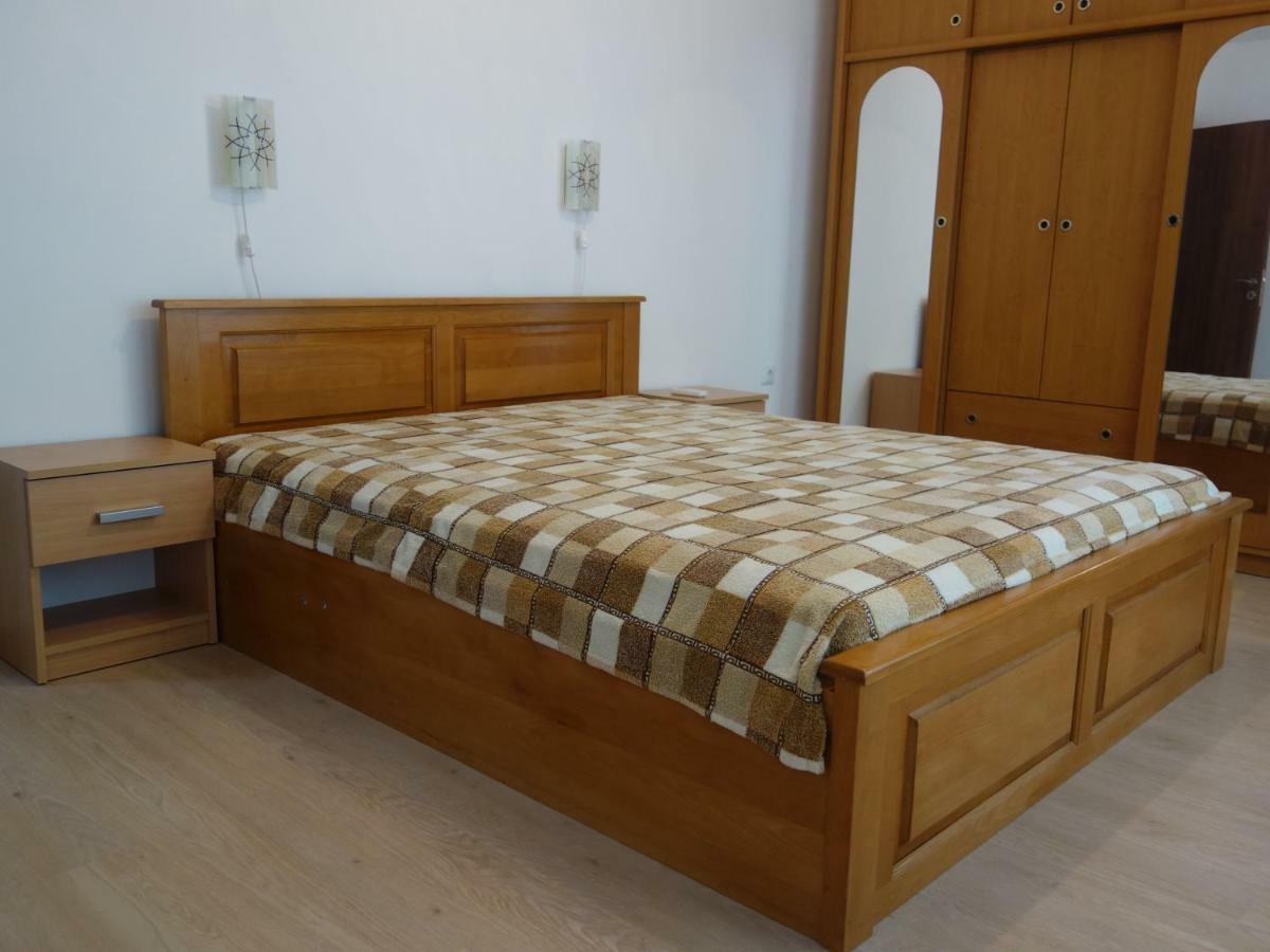 Sea Garden Marina 2 Apartment Varna Bagian luar foto
